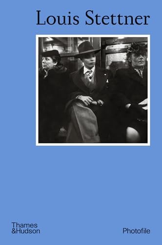 Amazon.com: Guy Bourdin: Untouched: 9783869309347: Verthime