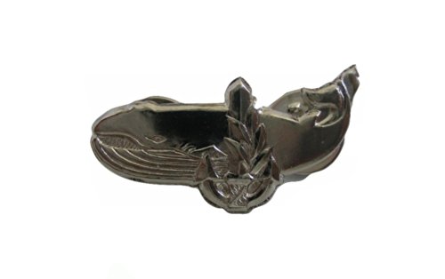 IDF auxiliary ship crew pin Israel army navy whale badge
