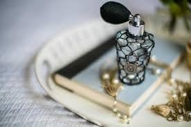 Lock Your Love Perfume Hold Me Tight