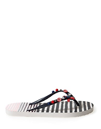 accessorize black flip flops