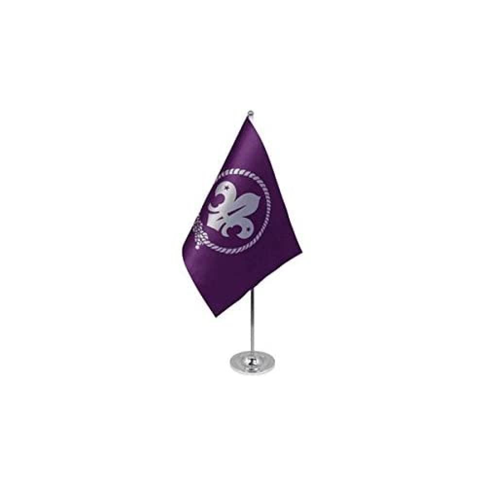 AZ FLAG Scouts Purple Prestige Table Flag 6'' x 9'' - Scouting Office Decoration 100% Satin 22 x 15 cm - Desk Flag with Steel Pole and Base