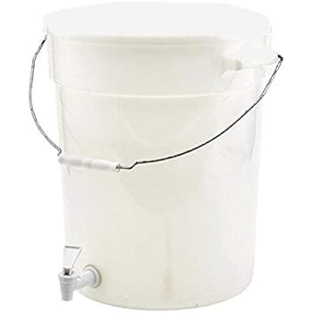 Winco PBDW-22, 6-Gallon Plastic White Beverage Dispenser