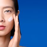 La Roche-Posay Anthelios UVMUNE 400 Ultra-Light Invisible Fluid SPF50+ 50ml view 7
