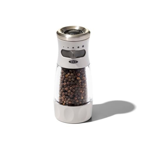 OXO Good Grips Contoured Mess-Free Pepper Grinder, Adjustable Ceramic Grinder with Five Settings, Black Pepper Mill for Home and Kitchen, Spice Tool and Kitchen Gadget