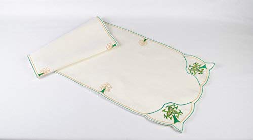 Table Runner in a Green Celtic Tree of Life Design. Beautifully embroidered table linen designed by Beverley Gallagher, to grace your dining table at Christmas, Hogmanay, St Patrick’s Day, Mother’s Day, Easter, Thanksgiving, or to dress the tables at weddings, anniversaries, engagement parties, hand fastings, civil partnership ceremonies, birthdays and other events and special celebrations. FREE SHIPPING!