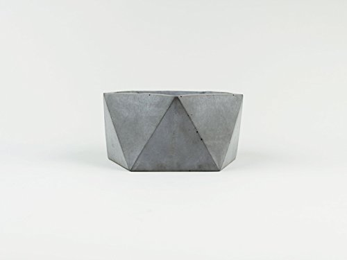 Hand Poured Geometric Concrete Dish Bowl | Concrete Succulent Pot | Industrial Concrete Planter