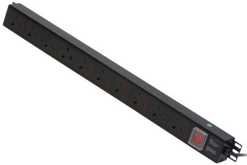LINDY 10 Way Vertical Mount PDU Review UK (2026) – Tested