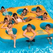 Swimline Labyrinth Island Inflatable Pool Toy