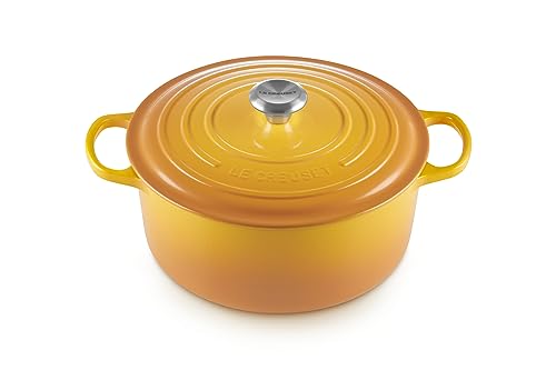 Le Creuset Signature Enamelled Cast Iron Round Casserole Dish with Lid, 28 cm, 6.7 litres, Nectar, 21177286724430