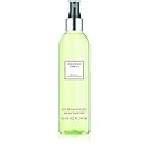 Vera Wang Embrace Body Mist for Women Green Tea and Pear Blossom Scent 8 Fluid Oz. Body Mist Spray. Bright, Modern, Classic Fragrance