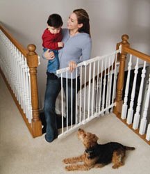 KidCo G22 White Safeway Angle Mount