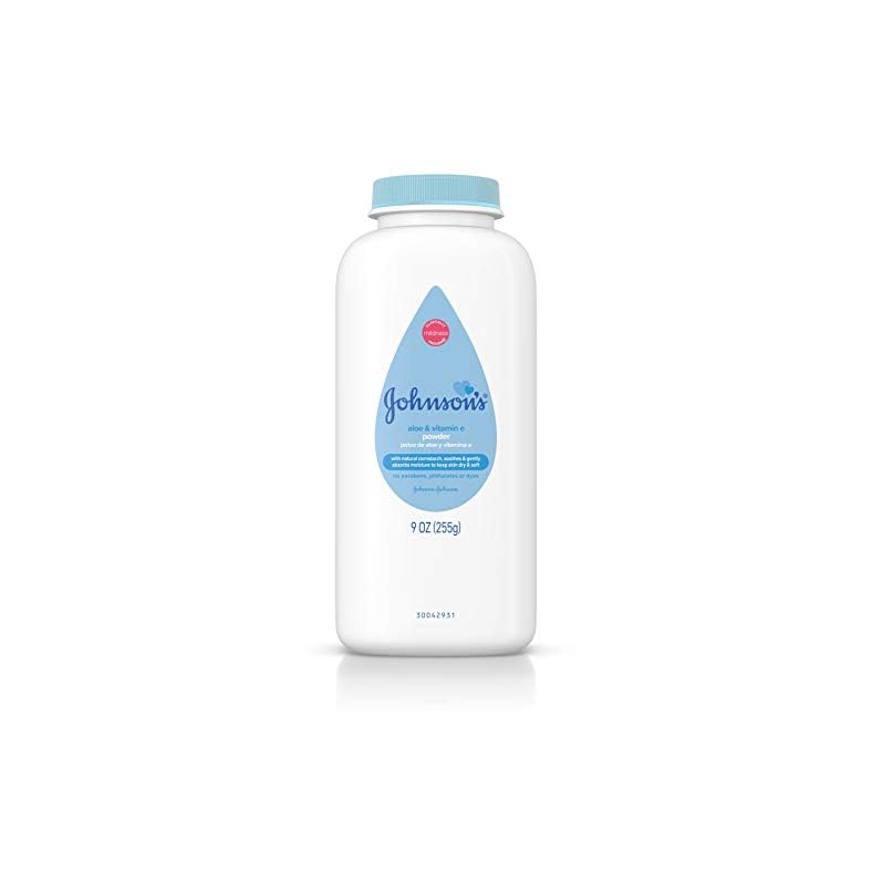 Johnson’s Baby Powder with Naturally Derived Cornstarch Aloe & Vitamin E, Hypoallergenic, 9 oz