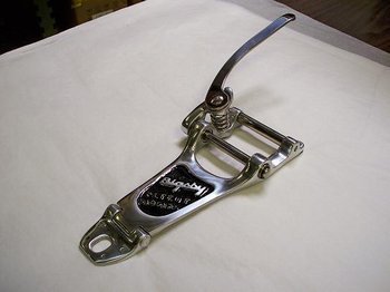 All Parts TP-3670-L01 Bigsby B7 Vibrato Tailpiece, Left Handed, Nickel