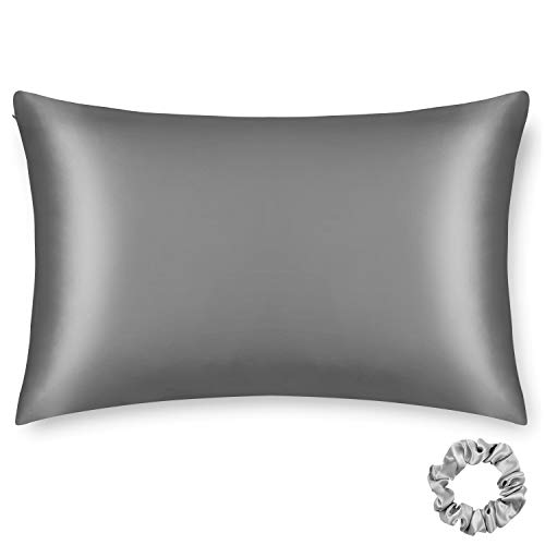 alaska bear pillowcase