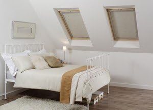 PLEATED BLIND FOR VELUX WINDOW SIZE GGL GHL GPL 102 CREAM BLACKOUT FABRIC by SKYLITE SYSTEMS