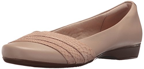 Clarks Women's Blanche Cacee Flat, Sand Leather, 8 M US