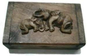 Box of toothpicks made of wood handicraft crafts from Thailand 100%.