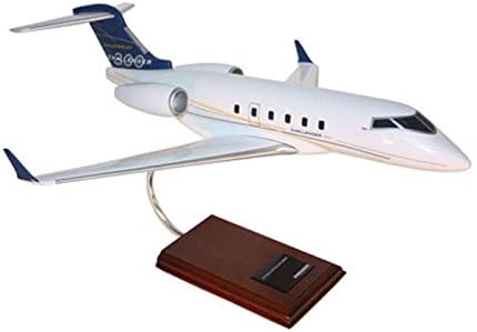 Executive Series Models Challenger 300 1/35 Scale H11535 Model Kit