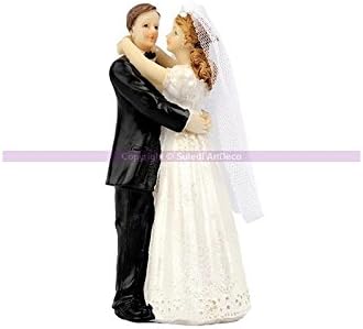 Traditional Bride and Groom Wedding Cake Figurine Resin, 12 cm
