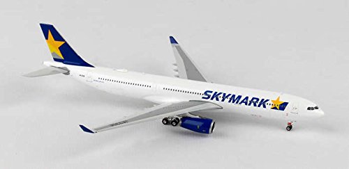PHX1514 1:400 Phoenix Model Skymark Airbus A330-300 REG #JA330D (pre-painted/pre-built)