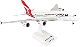 Daron Skymarks Qantas A380-8 New Livery Model Kit with Gear (1/200 Scale)