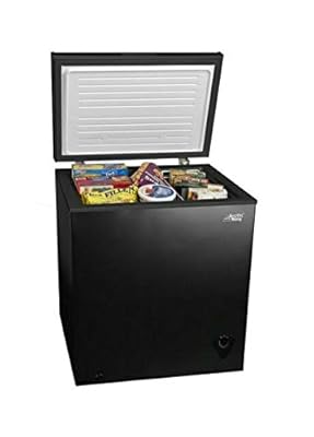 Arctic King 5 cu ft Chest Freezer for Home Storage Solutions