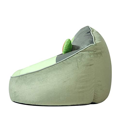 Idea Nuova, Inc. Disney Star Wars The Mandalorian Featuring The Child