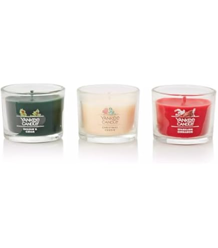 Amazon.com: Yankee Candle Gift Set | Christmas Scented Candles | 3