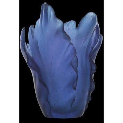 Amazon Com Daum Crystal Tulipe Vase Blue 05213 4 Home Kitchen