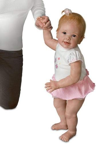 ashton drake isabella's first steps