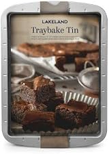 Lakeland Traybake Tin with Integral Cutting Guides for Equal Slices view 9