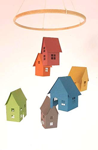Mobile De Decoration Maisons En Papier Recycle Colorees Et Cercle