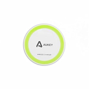 Aukey Qi充電パッド　「Qi」準拠ワイヤレスチャージャー　無線充電パッド (ホワイト)LC-M1