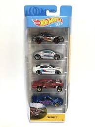 Hot Wheels 2018 50th Anniversary Car Meet 1:64 Scale 5-Pack