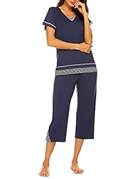 Conjunto de pijamas de dama Ekouaer Top de ropa de dormir a rayas con cuello de pico suave y conjuntos de salón Capri Pj