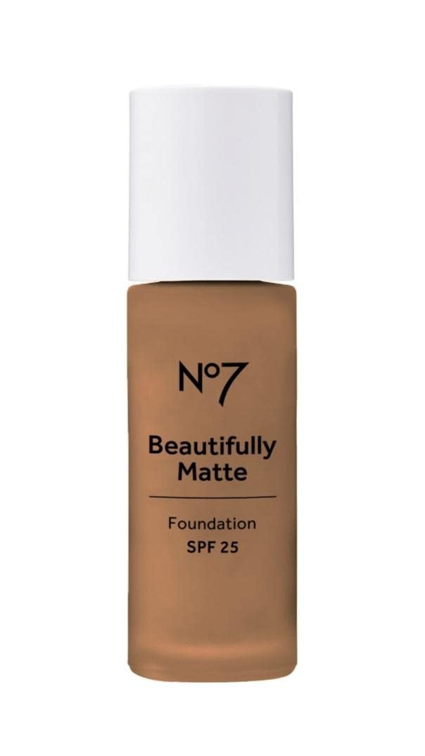 No7 Beautifully Matte Foundation (New Formula spf 25) - Amber