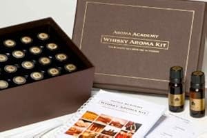 AROMA HOUSEWARES Aroma Academy - Whisky Aroma Kit - 24 Aroma Nose Training System