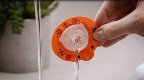 KEURIG 2.0 NEEDLE CLEANING TOOL.