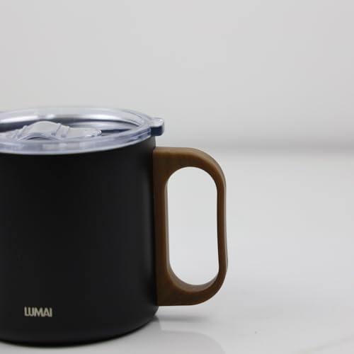 LUMAI Caneca Térmica 350ml Inox com Tampa Antivazamento Premium - Preta | Caneca de Café Caraíva, Aço Inox 304, Parede Dupla com Isolamento Térmico, Alça Estilo Madeira, Bebidas Quentes ou Frias