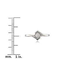 Anillo de compromiso de oro blanco de 14 quilates con diamante solitario de corte princesa (1 5 quilates, I-J, I1-I2)