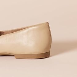 Amazon Essentials Women's Loafer Flat, Beige, 15