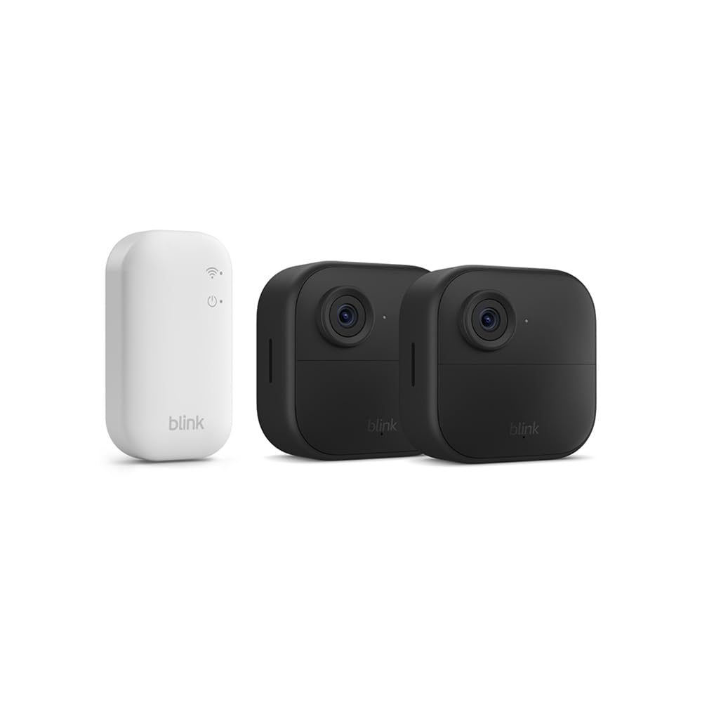 Blink-Kamera Outdoor 4 | Kabellose intelligente HD-Sicherheitskamera, zwei Jahre Batterielaufzeit, funktioniert mit Alexa | 2-Kamera-System mit enthaltenem Sync Module Core | IP65