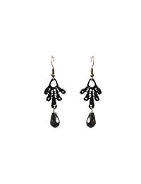 Charm.L Grace conjunto gótico de collar y aretes de encaje negro.