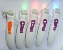 0.3mm Professional Red Vibrating Ultrasonic Light Photon 405nm LED Titanium Microneedle 540 Derma Needle Roller Treating Acne Scars, Skin, Hair Loss, Wrinkles, Blackheads, Lines, Sun Damaged, Ageing- Daily Care Product, Reducing Blemishes Scars Potholes Cellulite Stretchmarks Uplifting Whitening Regeneration. Home Use 0.3 mm