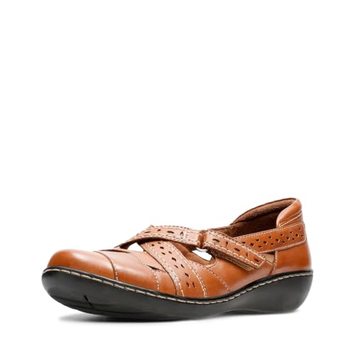 Clarks Women's Ashland Spin Q Slip-On Loafer, Tan, 8 UK