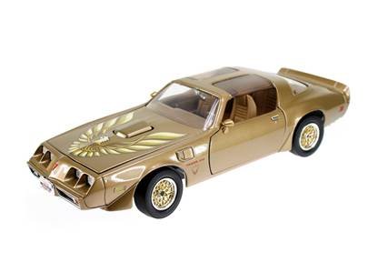 Pontiac 1979 Firebird Trans Am Gold 1/18 by Road Signature 92378