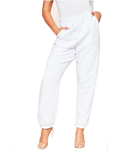 closed bottom sweatpants with pockets