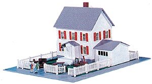 Model Power HO Scale Building Kit - Moving in House