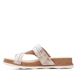 Clarks Brynn Madi Flat Sandal, Sand Interest, 8 Wide