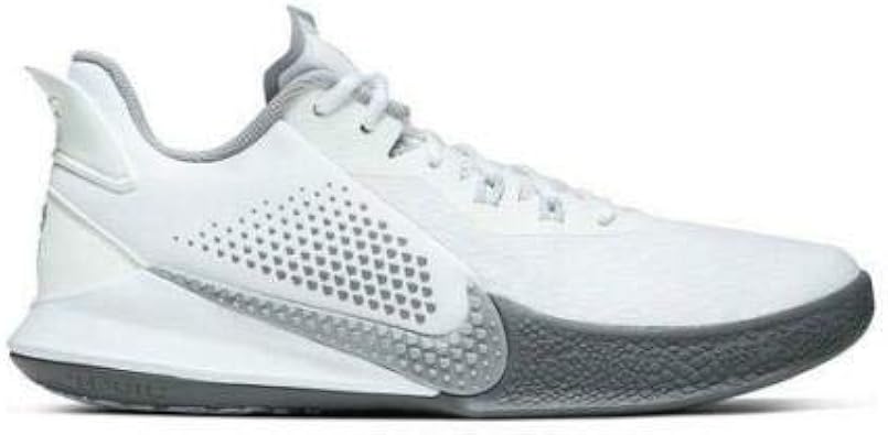 white kobe basketball shoes